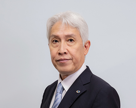 加治　英希